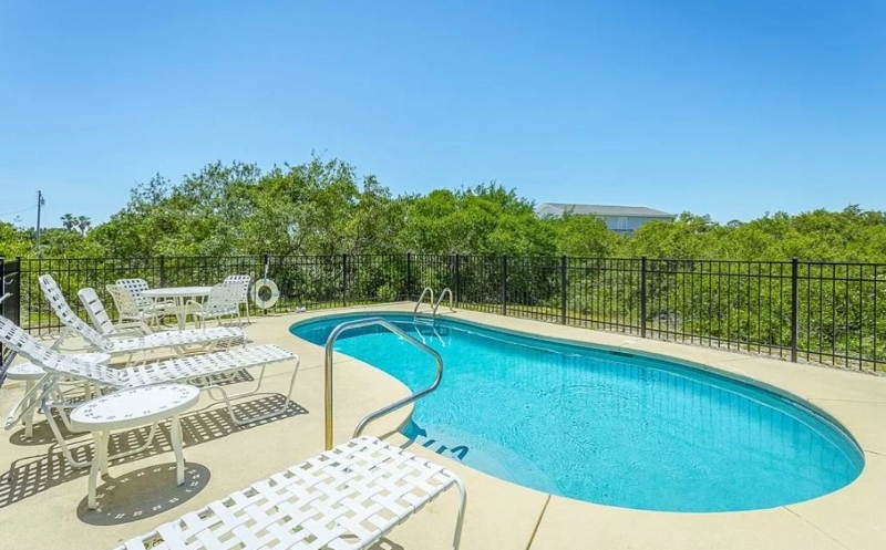 st george island house with pool